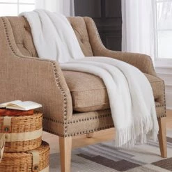 Ashley Rozelle- White Throw Accents