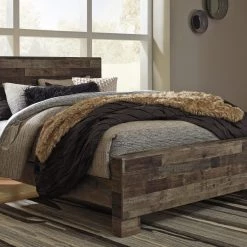 Ashley Derekson Queen Panel Bed - Multi - Gray