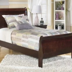 Ashley Alisdair Twin Sleigh Bed