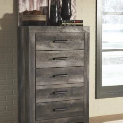 Ashley Wynnlow Gray Chest Bedroom
