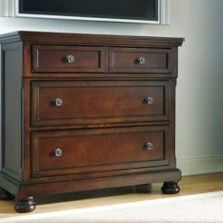 Ashley Porter Media Chest