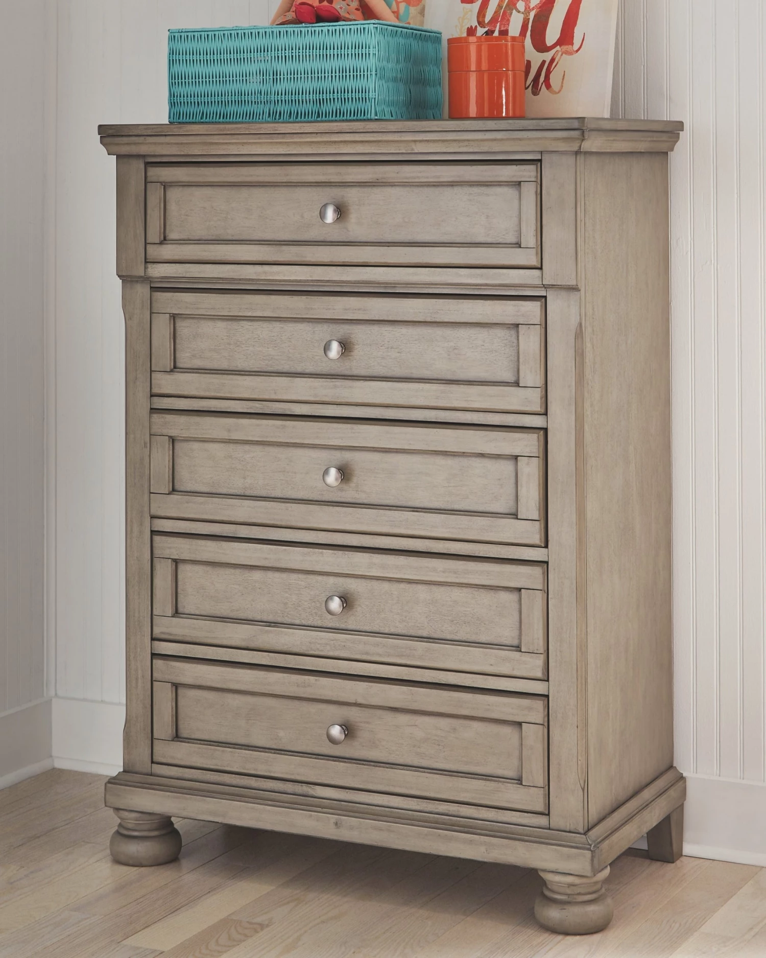 Ashley Lettner Light Gray Youth Five Drawer Chest 1 Ashley Lettner Light Gray Youth Five Drawer Chest