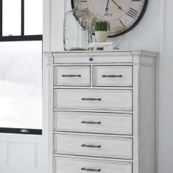 Ashley Kanwyn Vintage Casual Five Drawer Chest