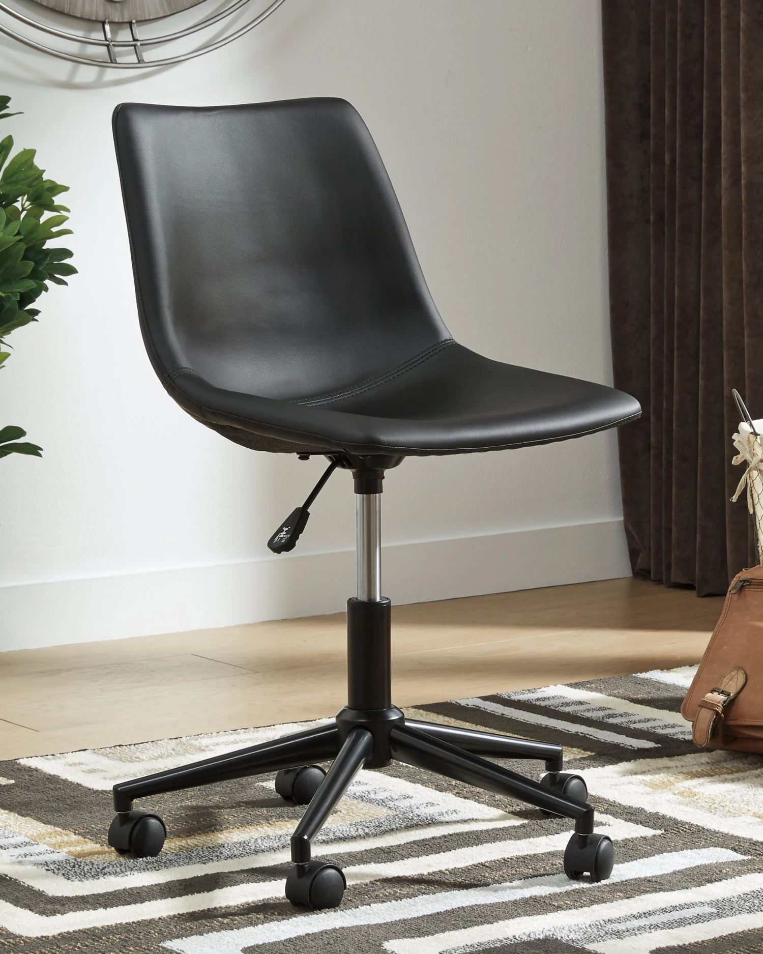 Ashley Black Home Office Swivel Chair 1 Ashley Black Home Office Swivel Chair