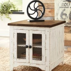 Ashley Living Room Wystfield End Table