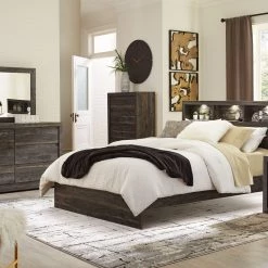 Ashley Bedroom Vay Bay Queen Bed W/ Dresser & Mirror