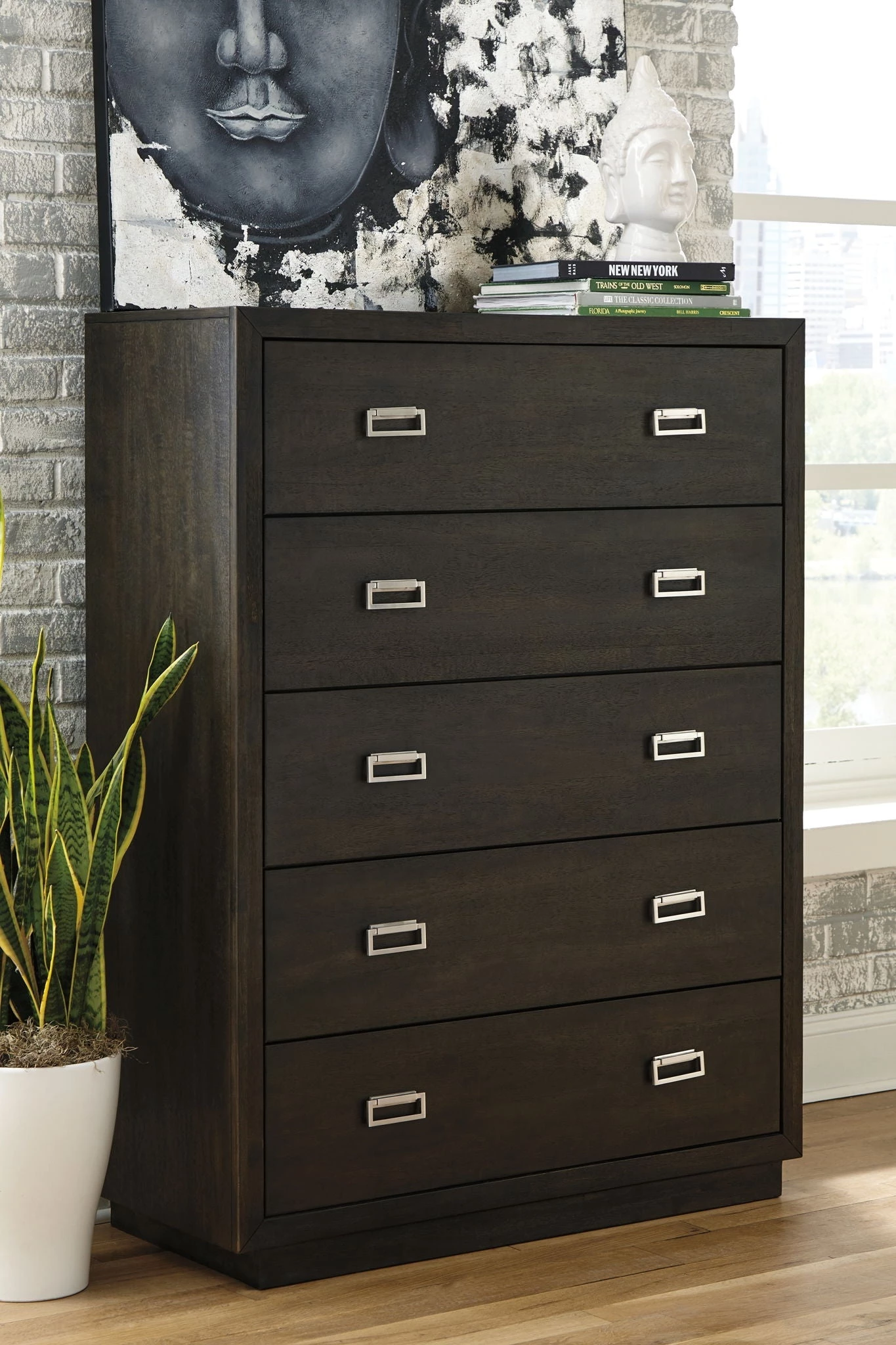 Ashley Hyndell - Dark Brown - Five Drawer Chest 1 Ashley Hyndell - Dark Brown - Five Drawer Chest