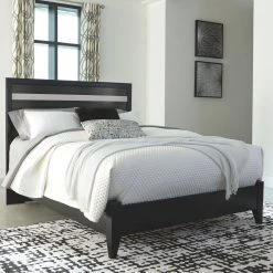 Ashley Starberry Queen Panel Bed - Black Beds