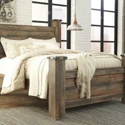 Ashley Trinell Queen Poster Bed - Brown Beds