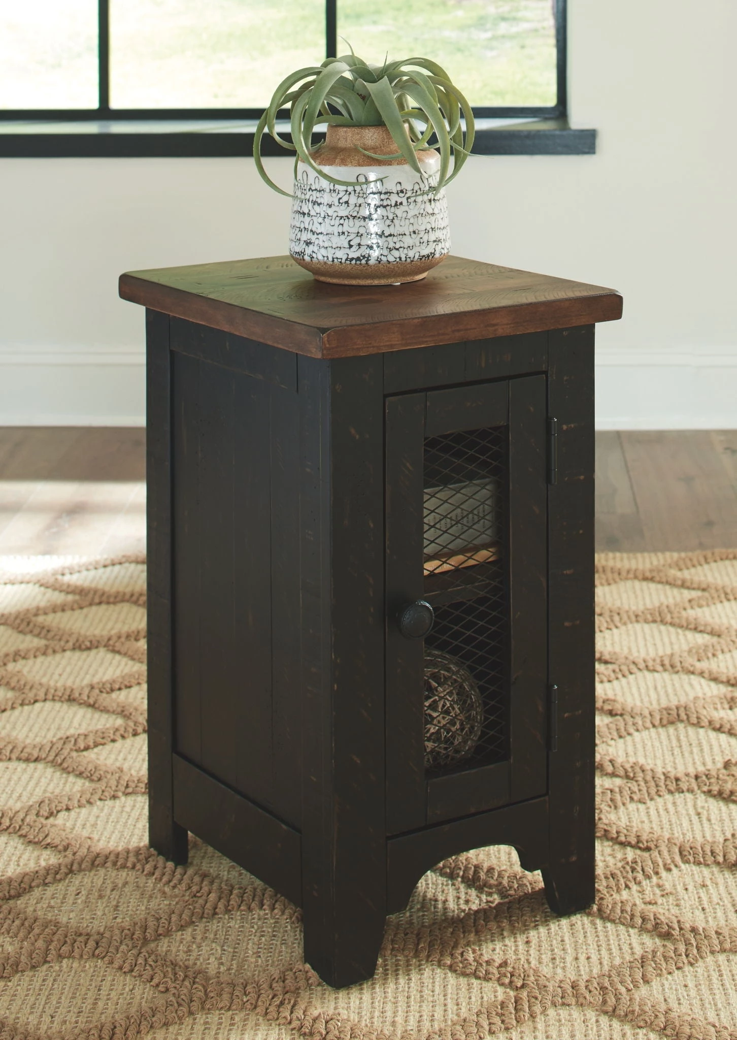 Ashley Valebeck - Black/Brown - Chair Side End Table 1 Ashley Valebeck - Black/Brown - Chair Side End Table
