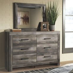 Ashley Wynnlow Dresser And Mirror - Gray