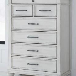 Ashley Kanwyn - Whitewash - Chest