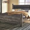 Ashley Beds Wynnlow King Poster Bed - Gray