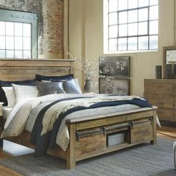 Ashley Sommerford Queen Bed With Dresser Mirror & Nightstand Bedroom